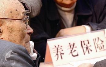 不敢退休：4700萬(wàn)高齡農(nóng)民工養(yǎng)老醫(yī)療誰(shuí)來解決