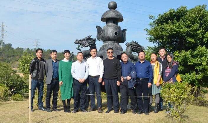 葛洪后裔、寧波寧海縣岔路鎮(zhèn)黨委書記葛歡善率隊來我園參觀考察