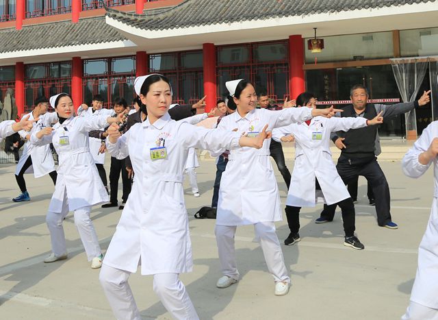阜陽(yáng)市中醫(yī)醫(yī)院不斷創(chuàng)新醫(yī)養(yǎng)結(jié)合教學(xué)模式，受到患者一致好評(píng)